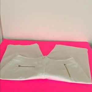 💥RT Bermuda Shorts - Size 12💥